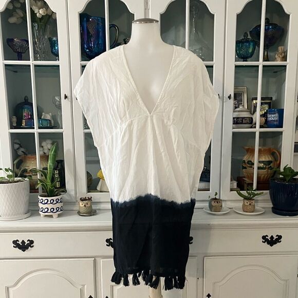 Swim Coverup | Small | White/Cream and Black - Picture 1 of 10